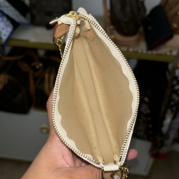 louis vuitton mini pochette in azur (discontinued print - Picture 7 of 11